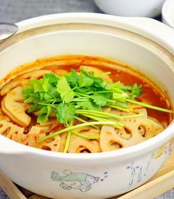 酸香藕煲 酸香藕煲