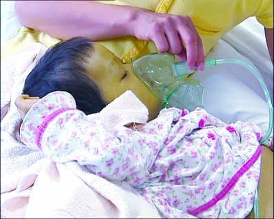 �γ�4��Ůͯ����Ѫ���������� 