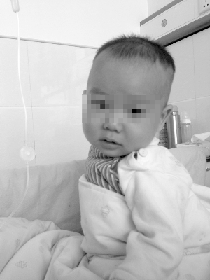 ▲小丁睿。 金陵晚报记者 董自正 摄 ▲小丁睿。 金陵晚报记者 董自正 摄