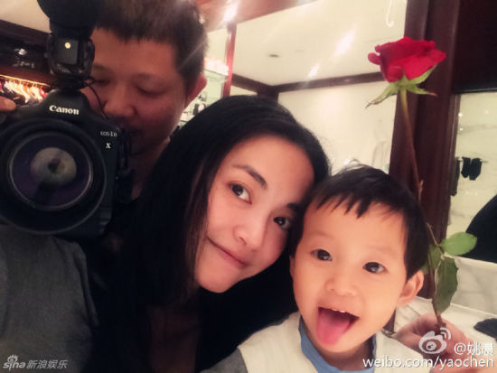 姚晨和儿子小土豆 姚晨和儿子小土豆