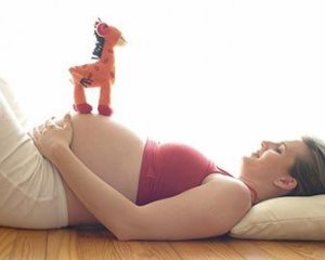 孕妇仰卧位易引发低血压